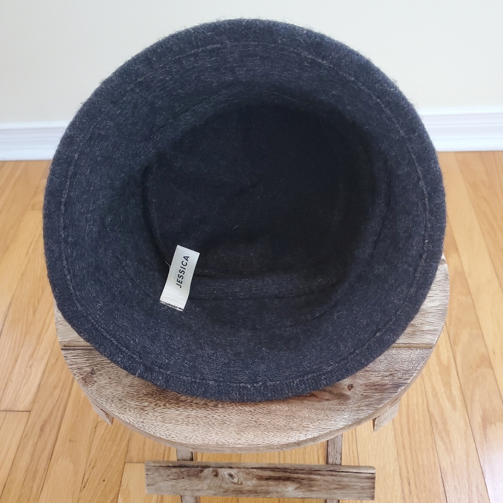 Hat - Picture 3 of 3